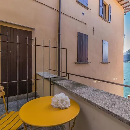 Casa Ferrari Feriehus Varenna