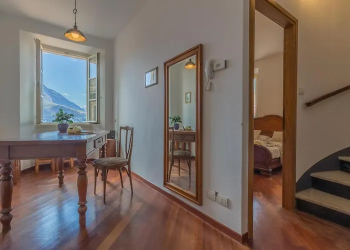 Casa Ferrari Varenna