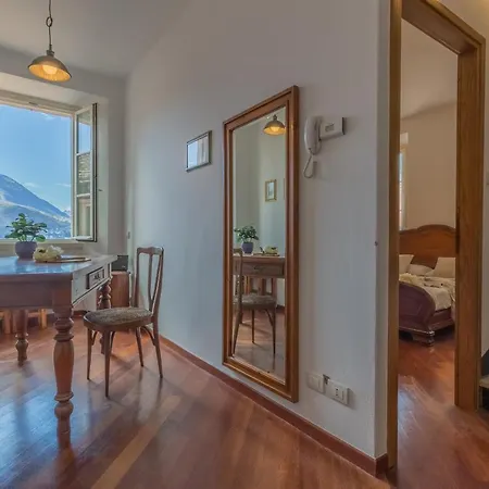 Casa Ferrari Varenna